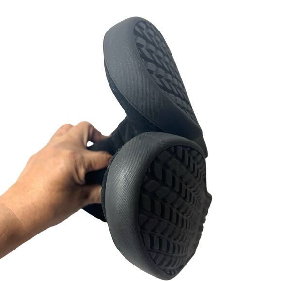 Koolaburra By Ugg Black Suede Winter Boots Women's Sz 10 Faux Fur Lining Pull On - Picture 6 of 12